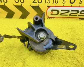 Подушка двигателя Toyota