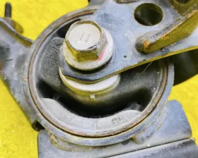 Подушка двигателя Toyota