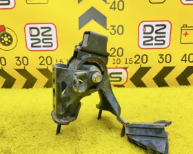 Подушка двигателя Toyota