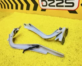 Петля капота Subaru