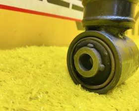 Стойка Land Rover