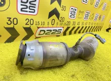 Катализатор TOYOTA VOXY 2014 1741037861 ZWR80G 2ZRFXE, передний