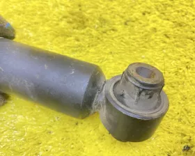 Амортизатор Toyota