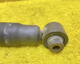 Амортизатор Toyota