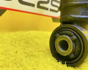 Стойка Land Rover