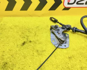 Тросик ручника Toyota