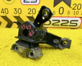 Подушка двигателя TOYOTA