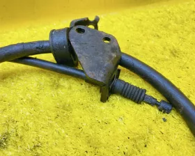Тросик ручника Toyota