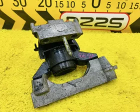 Подушка двигателя Toyota