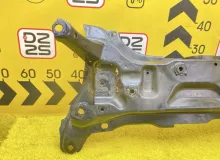 Балка под двс TOYOTA AQUA 2012 5120152084 NHP10 1NZFXE, передняя