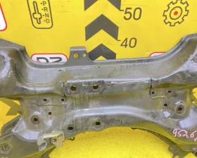 Балка под двс Toyota