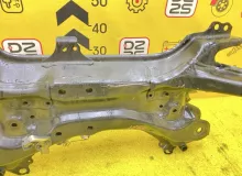 Балка под двс LEXUS CT200H 2011 5120112441 ZWA10 2ZRFXE, передняя