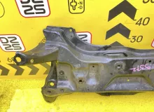 Балка под двс TOYOTA COROLLA FIELDER 2014 5120152087 NKE165G 1NZFXE, передняя