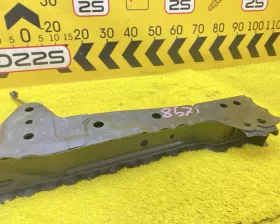Балка под двс Toyota