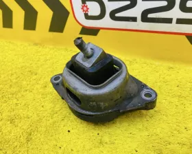 Подушка двигателя Land Rover