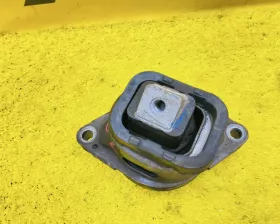 Подушка двигателя Land Rover