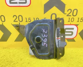 Блок управления двс Mazda