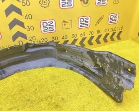 Подкрылок Toyota