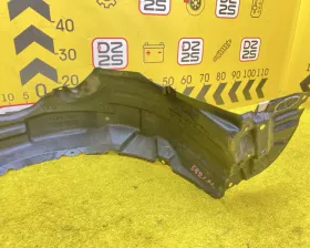Подкрылок Toyota