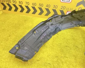 Подкрылок Toyota