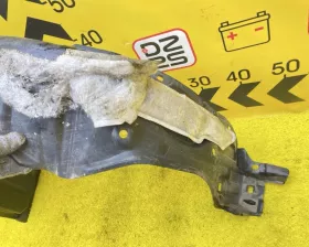 Подкрылок Toyota