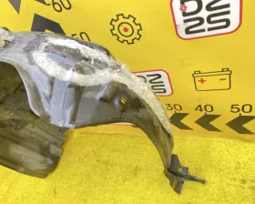 Подкрылок Toyota
