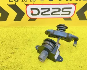 Крепление запасного колеса Toyota
