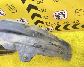 Подкрылок Toyota