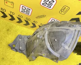Подкрылок Nissan