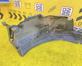 Подкрылок Nissan