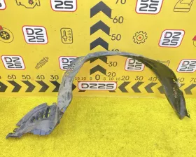 Подкрылок Toyota