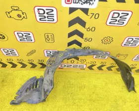 Подкрылок Toyota