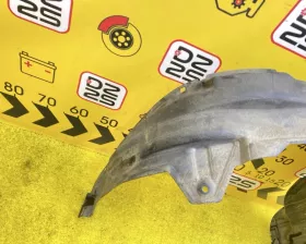 Подкрылок Toyota