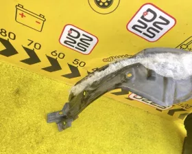 Подкрылок Toyota