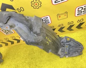 Подкрылок Toyota