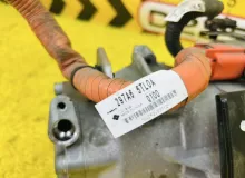 Компрессор кондиционера NISSAN SERENA 2018 926005TP0A HFC27 HR12DE, передний