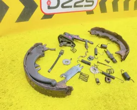 Механизм стояночного тормоза Toyota