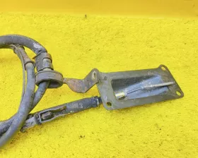 Тросик ручника Toyota