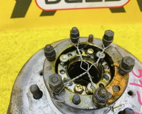 Ступица Toyota