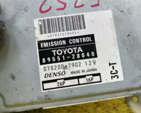 Блок управления двс Toyota