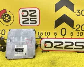 Блок управления двс Toyota