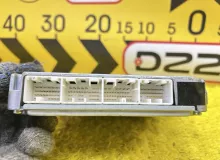 Блок управления двс TOYOTA HIACE 2006 8966126B10 KDH205V 2KDFTV, передний