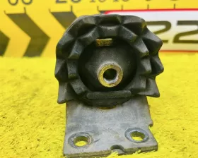 Подушка коробки передач Toyota