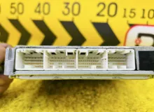 Блок управления двс TOYOTA HIACE 2006 8966126B90 KDH205V 2KDFTV, передний