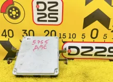 Блок управления двс TOYOTA HIACE 2006 8966126B90 KDH205V 2KDFTV, передний