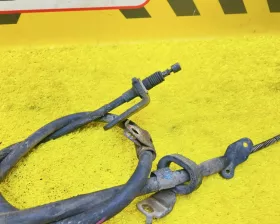 Тросик ручника Toyota