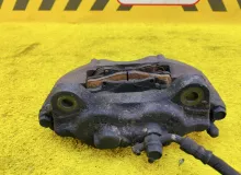 Суппорт TOYOTA LAND CRUISER 1991 4773060030 HDJ81V 1HDT, передний правый