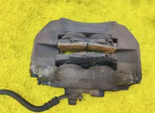 Суппорт TOYOTA LAND CRUISER 1991 4775060030 HDJ81V 1HDT, передний левый