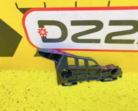 Крепление бампера TOYOTA