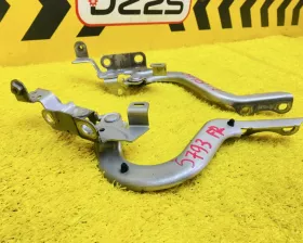 Петля капота TOYOTA